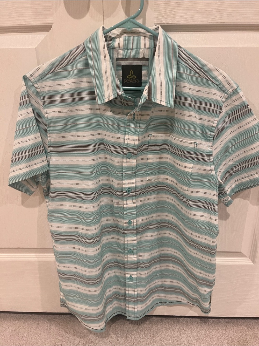 Prana Men’s Short-Sleeve Button-Down Shirt in Aqua and White Stripe